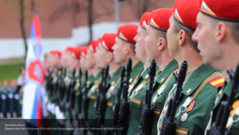 Общество: Британцы раскритиковали Запад за «гендерный идиотизм» после парада Победы в Москве