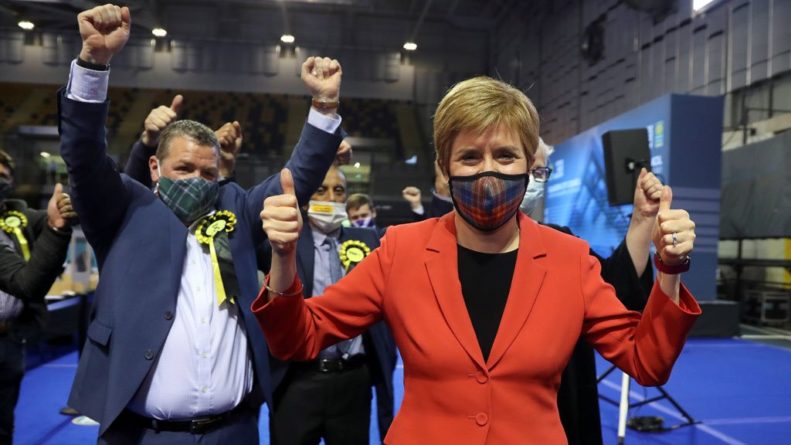 Общество: Шотландия планирует новый референдум о независимости