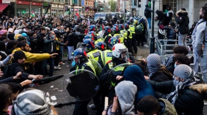 Общество: Акции в поддержку Палестины: в Лондоне пострадали 9 полицейских