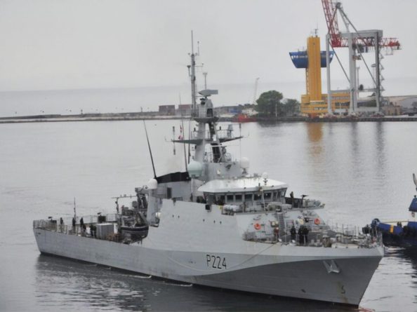 Общество: В Одессу зашел патрульный корабль Королевских ВМС Великобритании