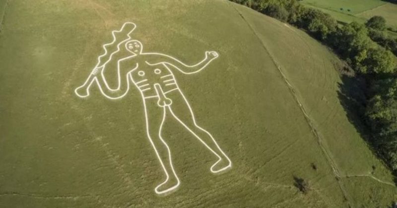 Общество: Древний голый бог. Археологи в Англии пытаются разгадать тайну 55-метрового “увеличителя рождаемости”