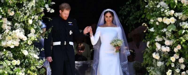 Общество: Королевская семья Британии проигнорировала годовщину свадьбы принца Гарри и Меган