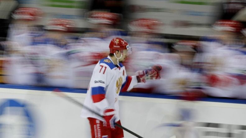 Общество: Бурдасов вывел сборную России по хоккею вперёд в матче с Великобританией