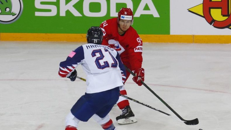 Общество: Дубль Бурдасова помог России разгромить Великобританию в матче ЧМ по хоккею
