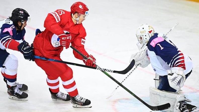 Общество: Карнаухов признан лучшим игроком сборной России в матче ЧМ с Великобританией