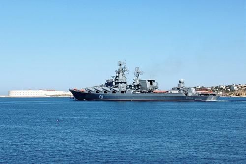 Общество: Avia.pro: в Лондоне вспыхнет паника, если российский крейсер «Москва» подойдет к британской авианосной группе у берегов Сирии