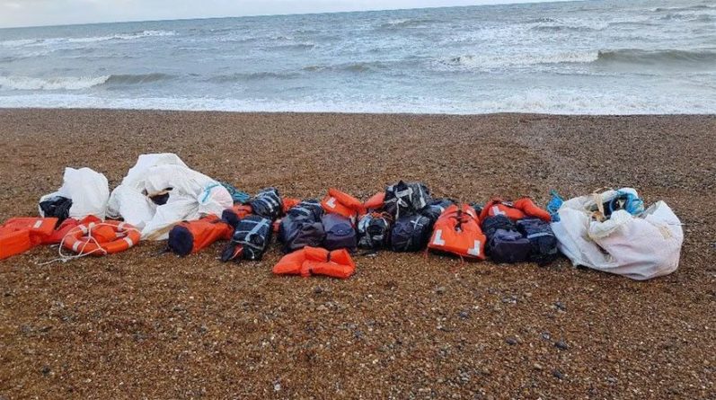 Общество: На пляжах Великобритании обнаружена почти тонна кокаина