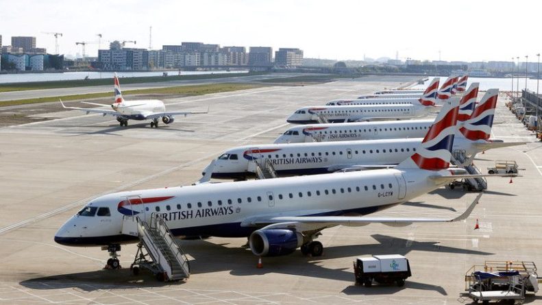 Общество: Россия возобновит авиасообщение с Великобританией с 2 июня