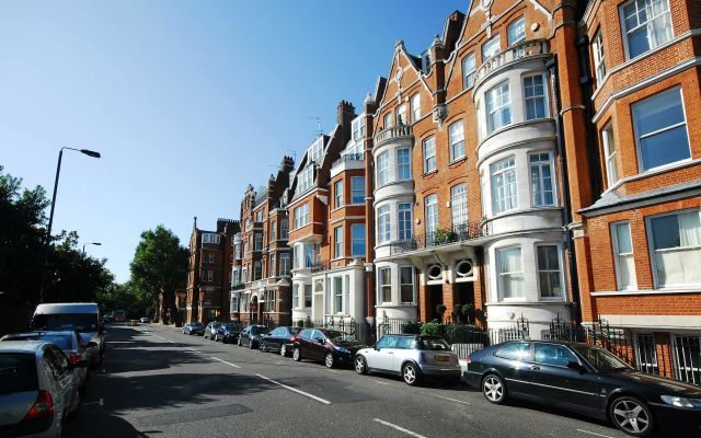 Общество: Российские миллионеры подняли спрос на элитное жилье в Лондоне на 50%