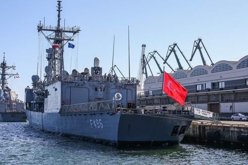 Общество: Avia.pro: Турция направила к границам России военный корабль на фоне появления в Черном море судов США и Великобритании