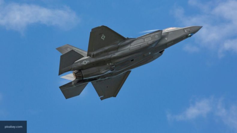 Общество: В Великобритании раскритиковали американский стелс-истребитель F-35