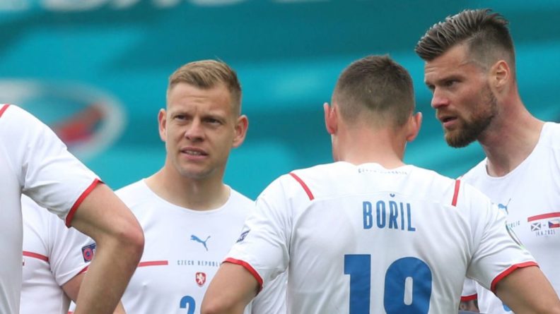 Общество: Стали известны стартовые составы сборных Англии и Чехии на матч Евро-2020