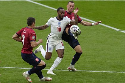 Общество: Сборная Англии обыграла Чехию и вышла в плей-офф чемпионата Европы