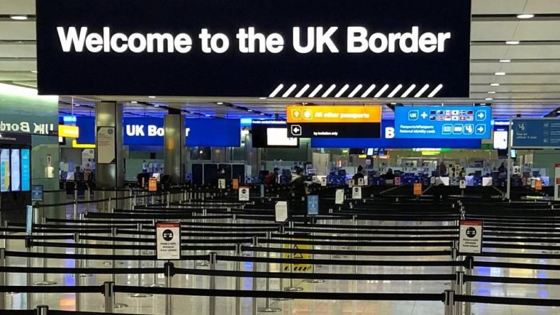 Общество: Граждане ЕС Великобритании сидят на чемоданах