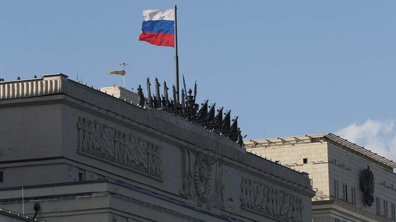 Общество: Военный атташе Великобритании вызван в Минобороны РФ из-за инцидента с эсминцем