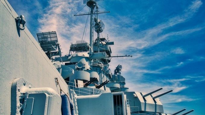 Общество: Минобороны России заявило, что действия эсминца Британии в Черном море являются нарушением конвенции ООН