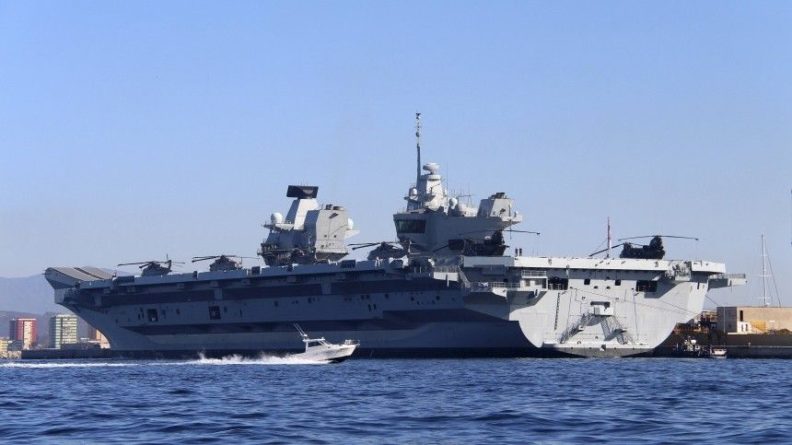Общество: В Британии заявили о готовности королевского флота нанести тяжелый удар по врагу