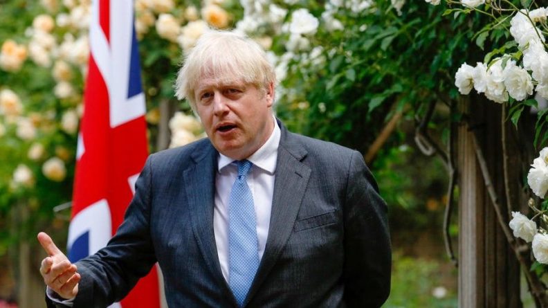 Общество: МИД Британии был обеспокоен идеей прохода эсминца у Крыма, но Джонсон разрешил – Telegraph