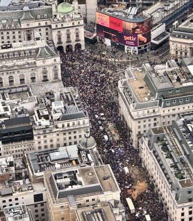 Общество: Антикоронавирусные протесты парализовали Лондон: на улицы вышли все
