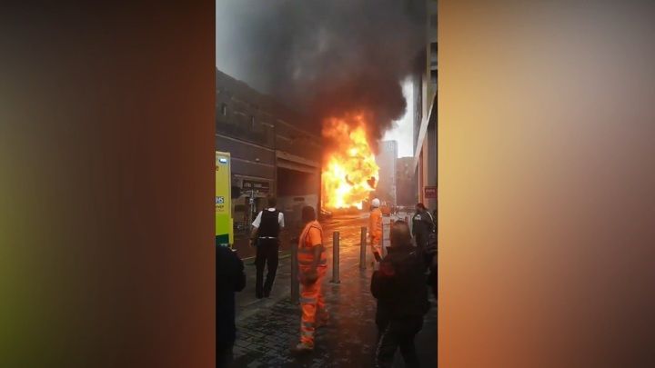 Общество: Взрыв прогремел рядом со станцией на юго-востоке Лондона