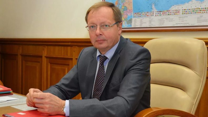 Общество: Посол России обвинил Британию в дезинформации по ситуации с эсминцем