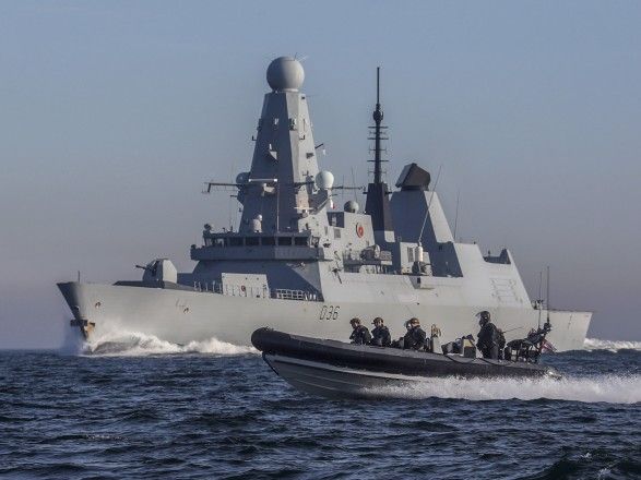 Общество: В ответ на слова Путина, Великобритания заявила, что корабль HMS Defender придерживался норм международного права