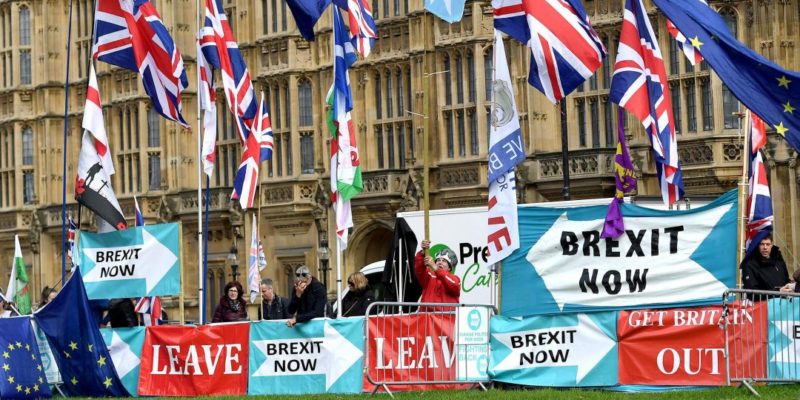 Общество: Британия отказалась платить ЕС за Brexit