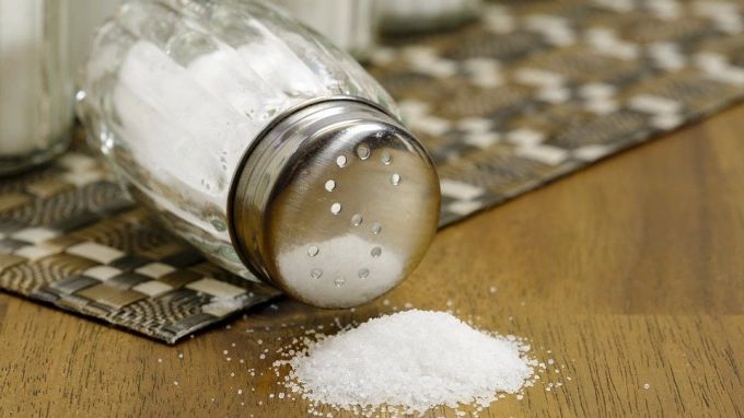Общество: Великобритания вводит налог на продажу сахара и соли