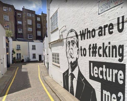 Общество: В Лондоне на одном из домов изобразили портрет Лаврова с его высказыванием