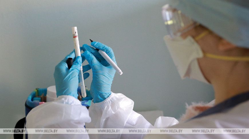 За сутки в Великобритании зафиксировали более 26 тысяч случаев коронавируса