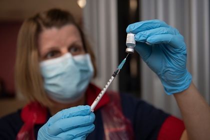 Общество: В Великобритании предложили комбинировать вакцины от коронавируса и гриппа
