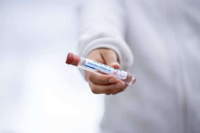Общество: Медики из Великобритании рассказали о бесполезности прививок для переболевших COVID-19
