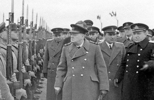 Общество: Зачем Англия и Франция готовились атаковать СССР в 1940 году