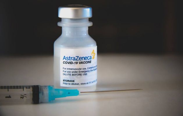 Общество: СМИ: В Британии испортились 800 000 доз вакцины AstraZeneca