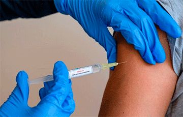 Общество: Великобритания предложит третью дозу вакцины своим гражданам
