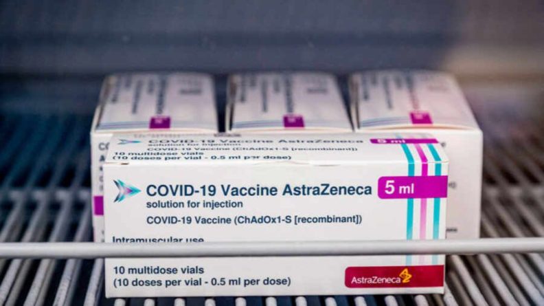 Общество: Франция «украла» 5 млн доз вакцины AstraZeneca, предназначенных для Великобритании