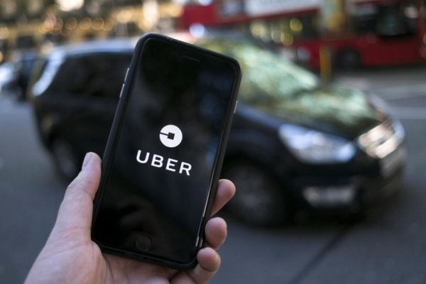 Общество: Водители Великобритании обвинили Uber в расизме