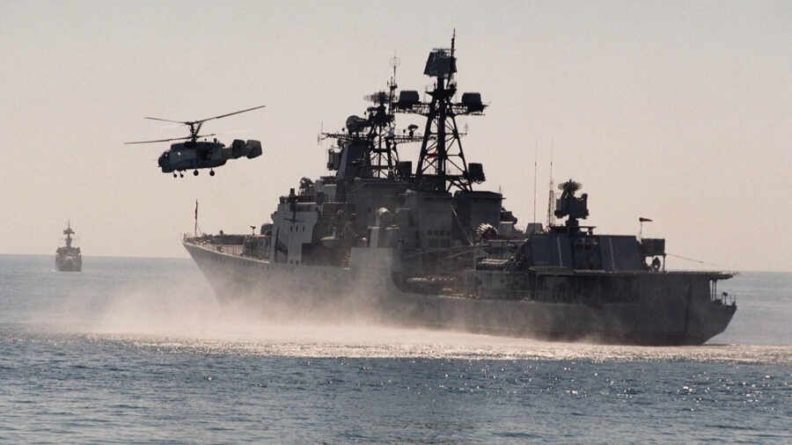 Общество: В Британии рассказали о готовности России жёстко пресекать операции ВМС США у её территориальных вод