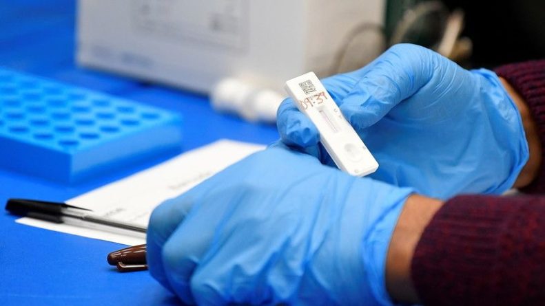Общество: В Великобритании за сутки умерло максимальное число заболевших коронавирусом с 9 марта