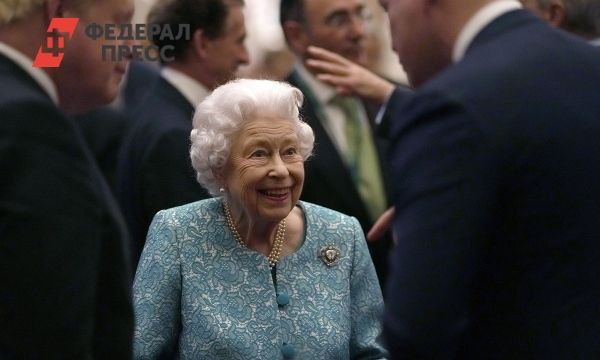 Общество: Королева Великобритании Елизавета II попала в больницу