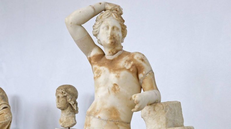Общество: Строительство железной дороги в Великобритании помогло обнаружить древние римские статуи