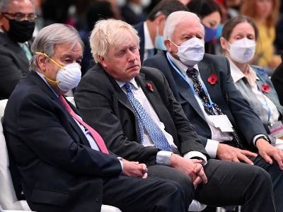 Общество: Борис Джонсон задремал без маски на саммите по климату и попал в кадр