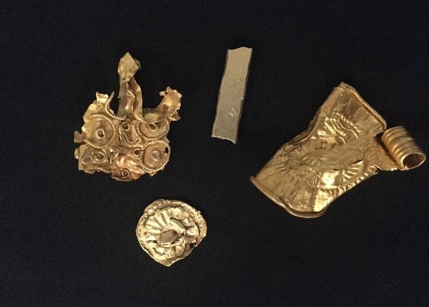 Общество: На востоке Англии нашли крупнейший англосаксонский клад золотых монет