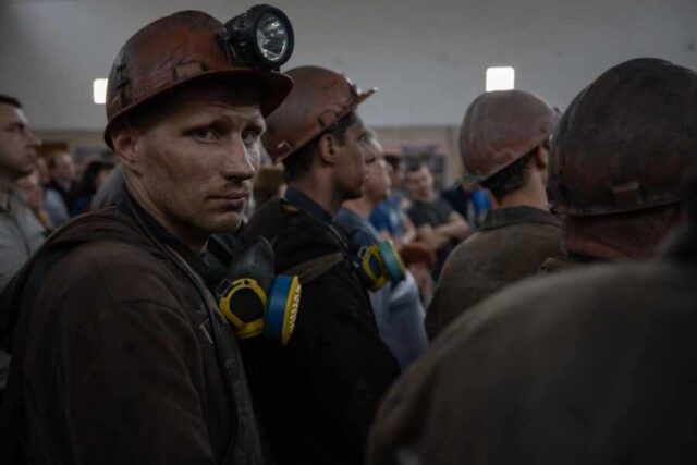 Общество: Великобритания пытается сократить права украинских трудящихся