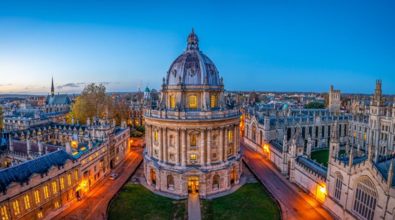 Путешествия: Что посетить в Оксфорде за один день